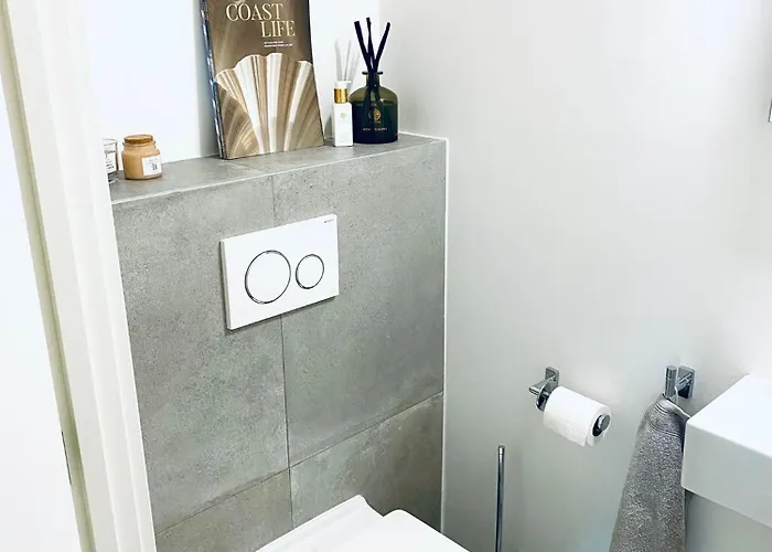 Cloud9 Sky Dist - Lux Large Terrace, Marina & Sea View In Center Apartment